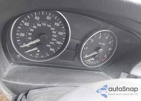 2006 BMW 325Xi z USA, uszkodzony, nr VIN WBAVD13566KV03923